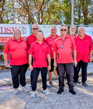 L'équipe SVCP 4 : Didier (joueur et coach), Christophe, Stéphane, Michel, Giuseppe, Miche, Serge,
