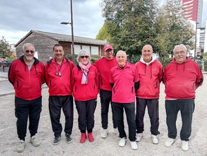 L'équipe SVCP 5 : Lionel, Tommaso, Florence (joueuse et coach), Mickaël, Jean-Louis, Gilles et Robert
