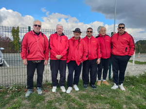 L'équipe SVCP 3 : René, Guy, Carlos, Alan, Patrick (coach et joueur) et Jérôme L'équipe SVCP 3 : René, Guy, Carlos, Alan, Patrick (coach et joueur) et Jérôme