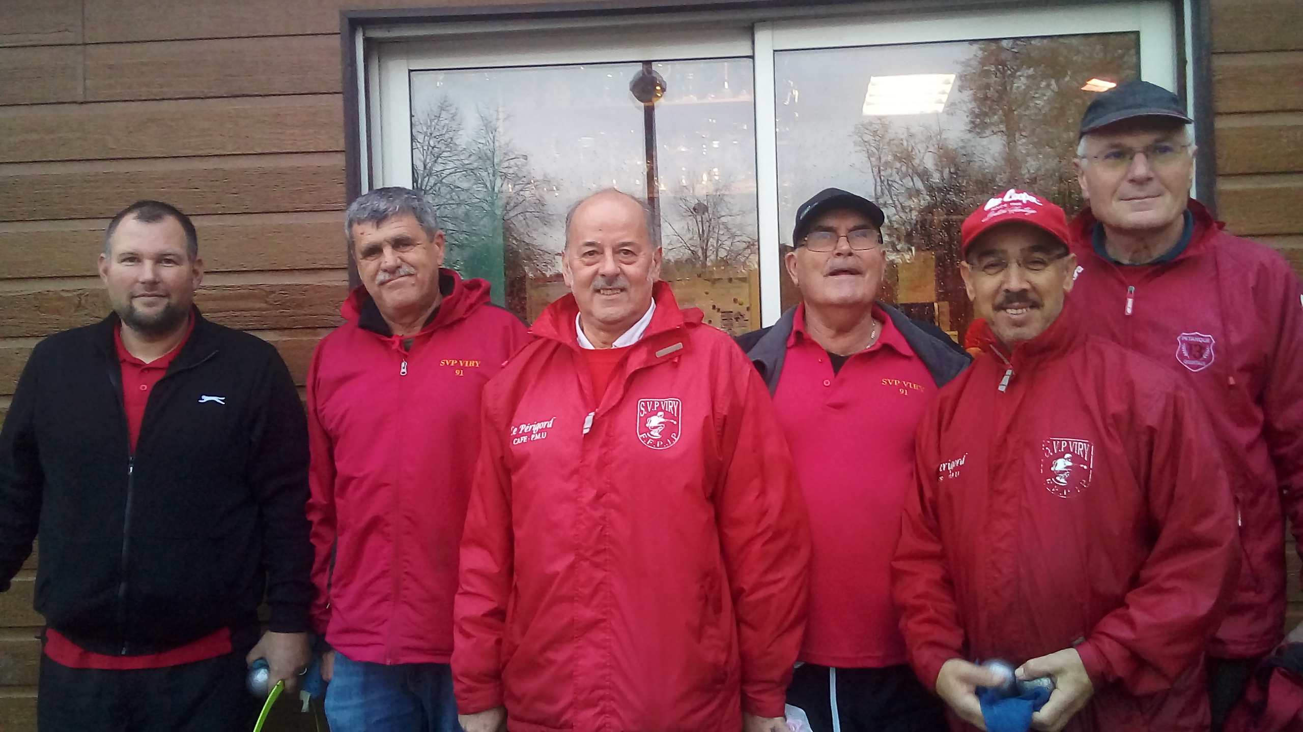 Guillaume, René (coach), Norbert, Jean-Marc, Aziz et Jean-Luc