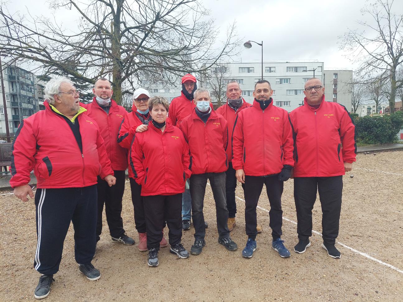 L'équipe SVCP : Robert, Guillaume, Christiane, Nathalie, Didier, Richard (coach), Jean-Luc, David et Mourad