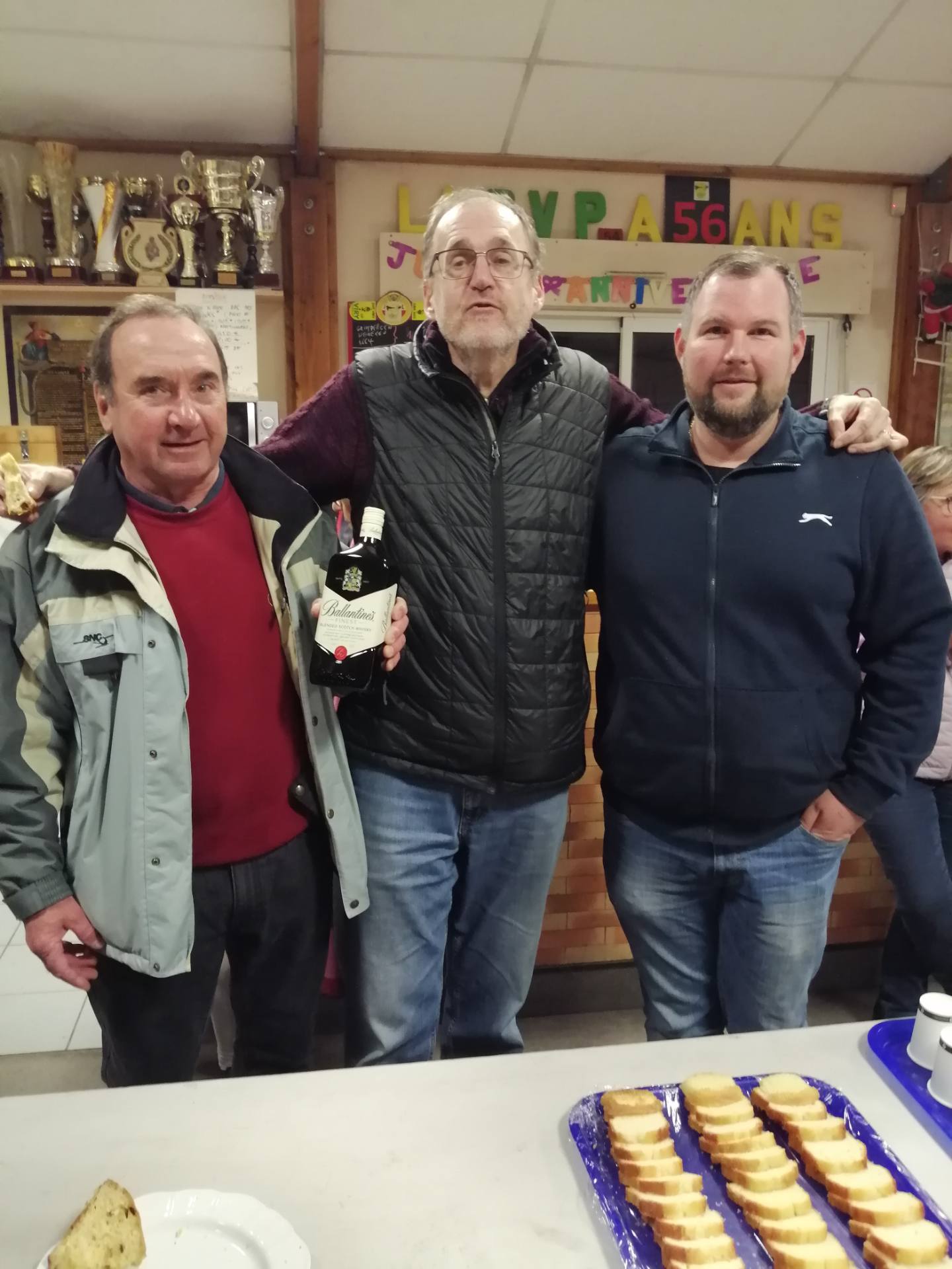 Le trio de tête : Michel (3ème), Didier (1er) et Guillaume (2ème)