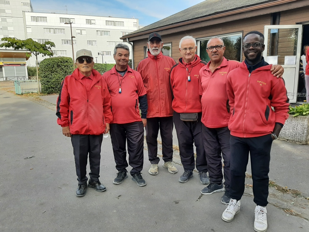 L'équipe SVCP 3 : Angelo, Giuseppe, Michel, Patrick (coach et joueur), Mourad et Michaël