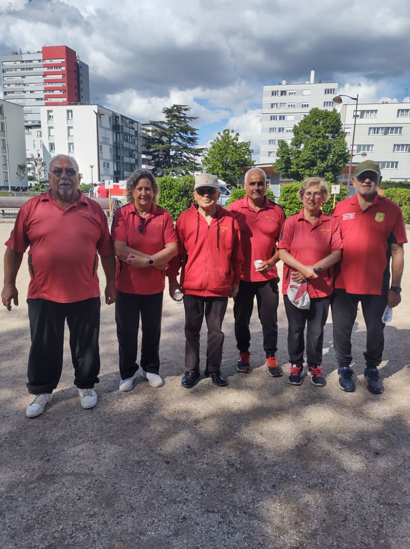 La SVCP 3 : Robert, Marie-France, Angelo, Patrick, Fabienne et Yves (coach)