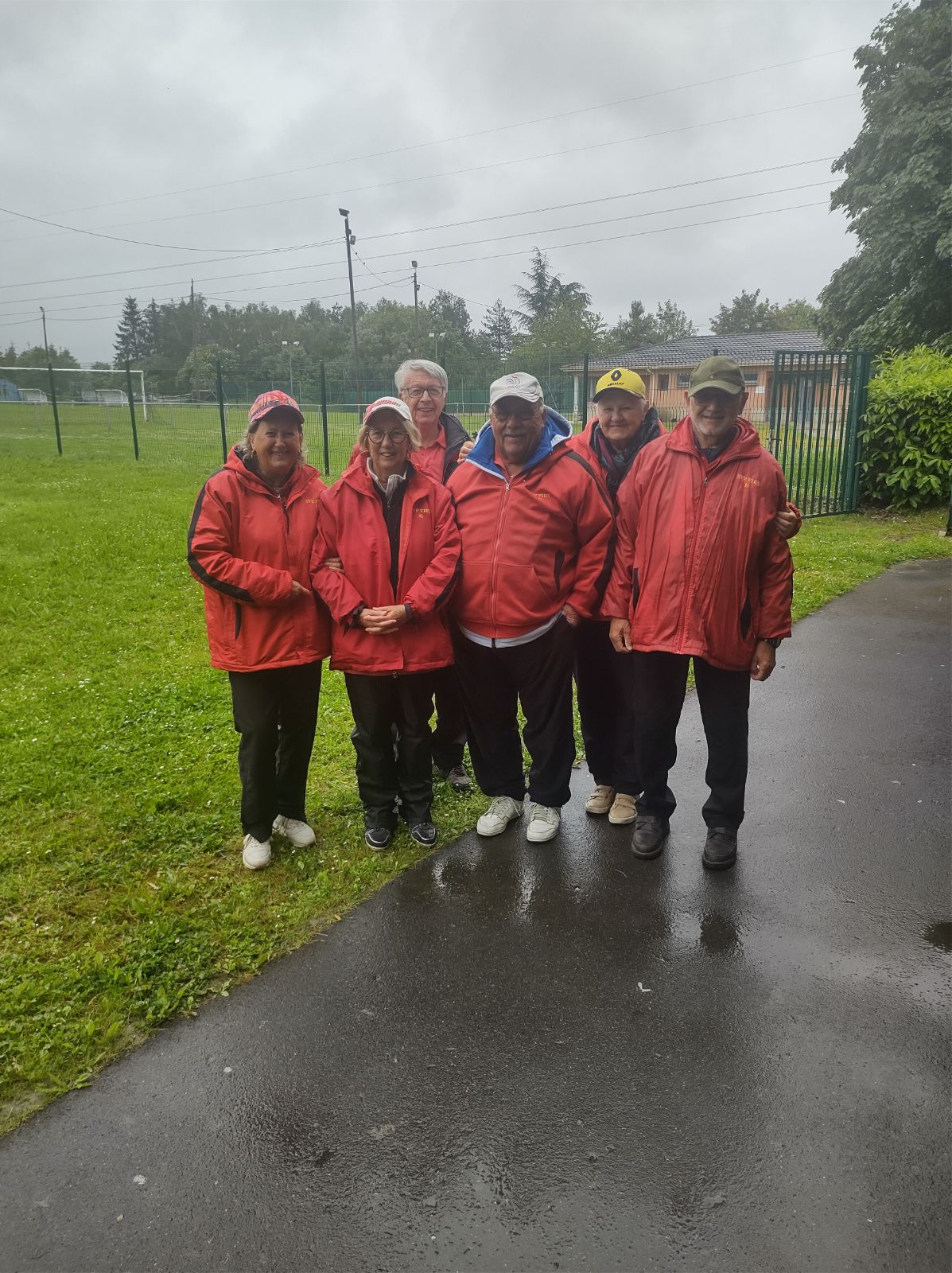 L'équipe SVCP 3 : Marie-France, Fabienne, Guy, Robert, Christiane et Yves (coach)