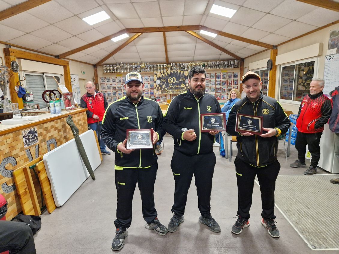 Les champions : Michel Joe Secula, Kévin Paumard, Christophe Le Bourgeois (Breuillet)