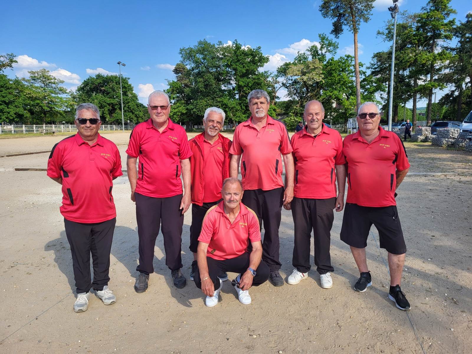 L'équipe SVCP : Jean-Marc Fournier, Jean-Luc (joueur et coach), Gilles, René (joueur et coach), Norbert, Jean-Marc Gondouin. Accroupi : Roland