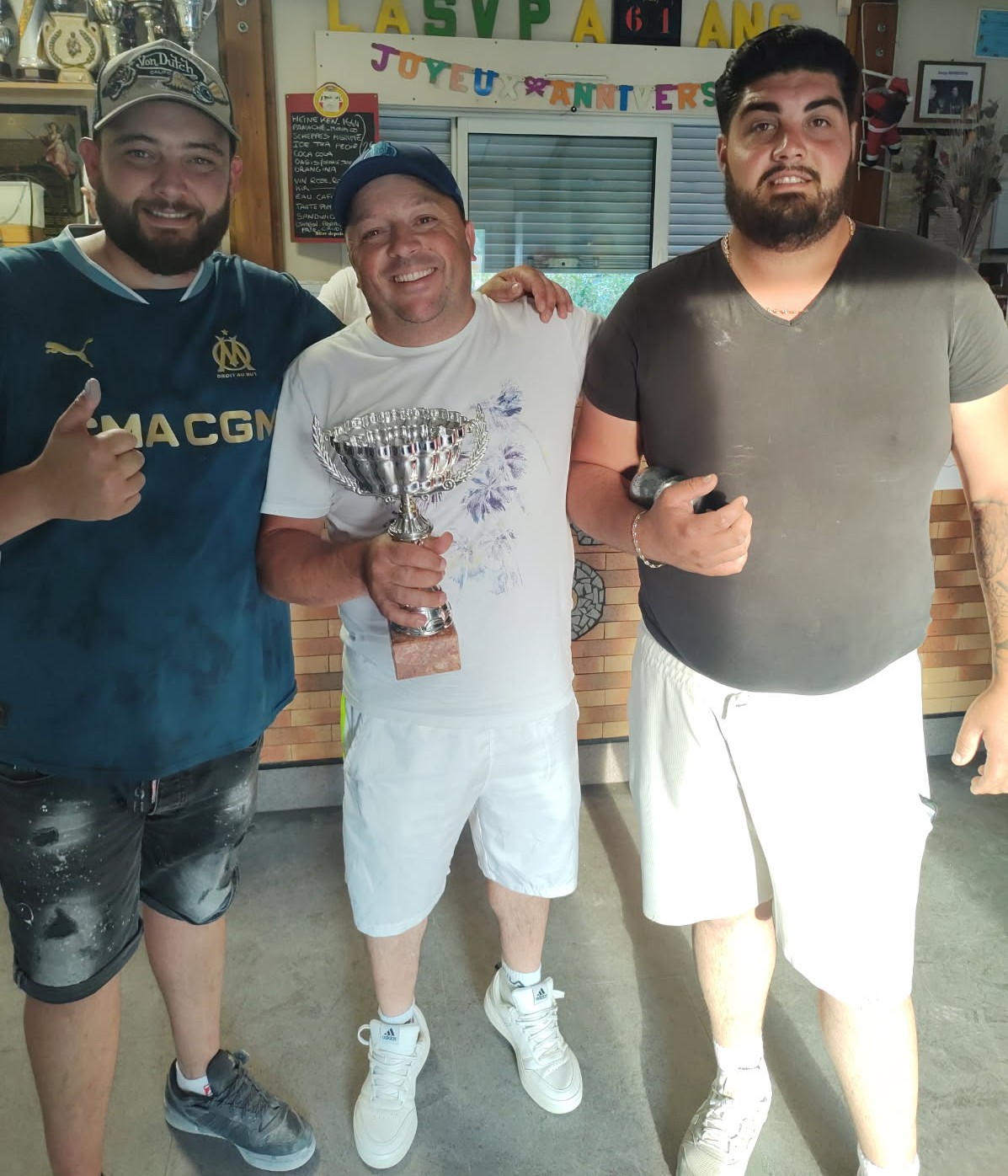 Les vainqueurs du A : Joe Secula (Breuillet) - Pedro Pinto Da Costa (Villiers sur Orge) et Kévin Paumard (Breuillet). Bravo !