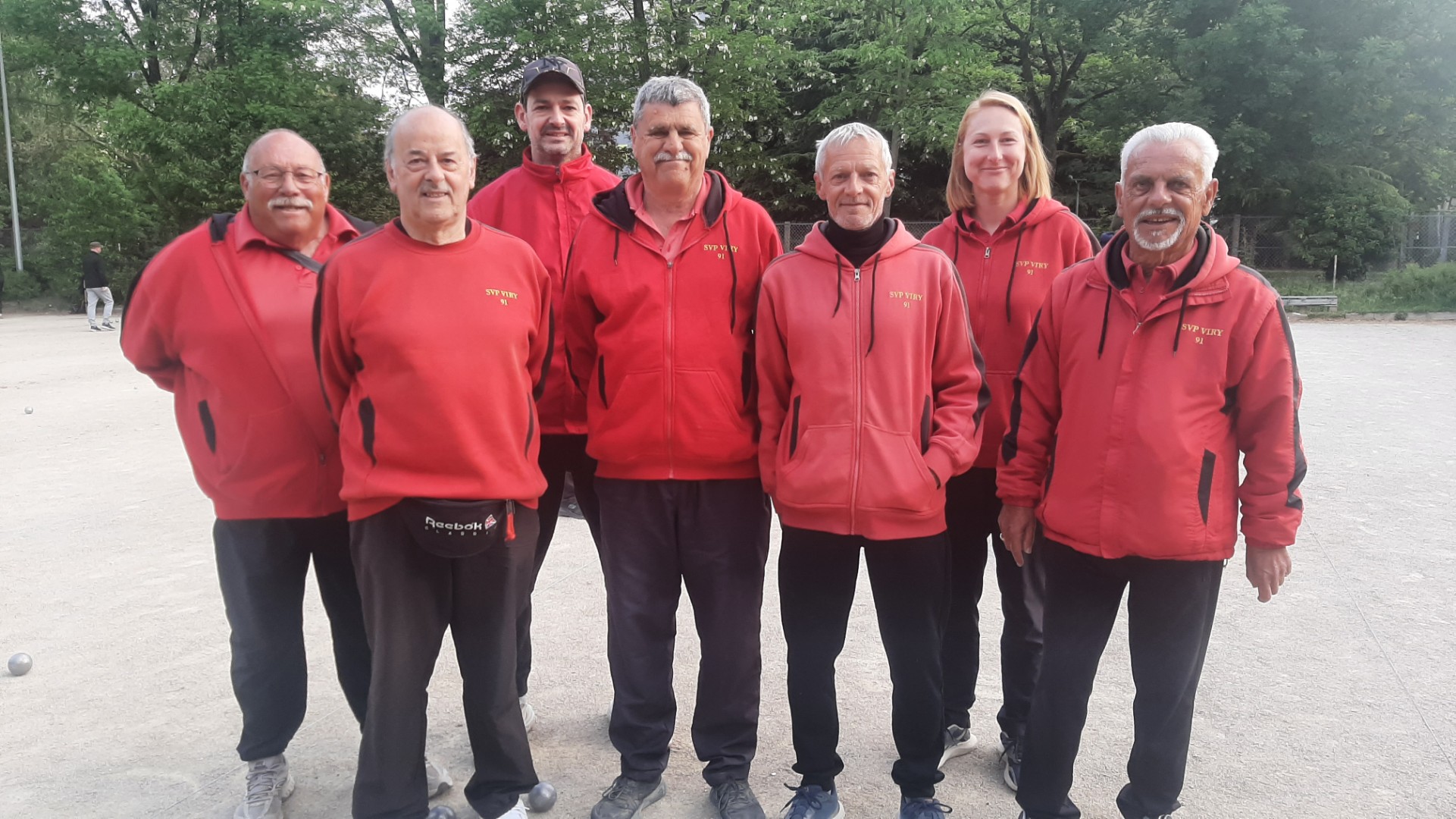 L'équipe SVCP : Didier (coach), Norbert, Fabien, René, Richard, Patrtycja et Gilles
