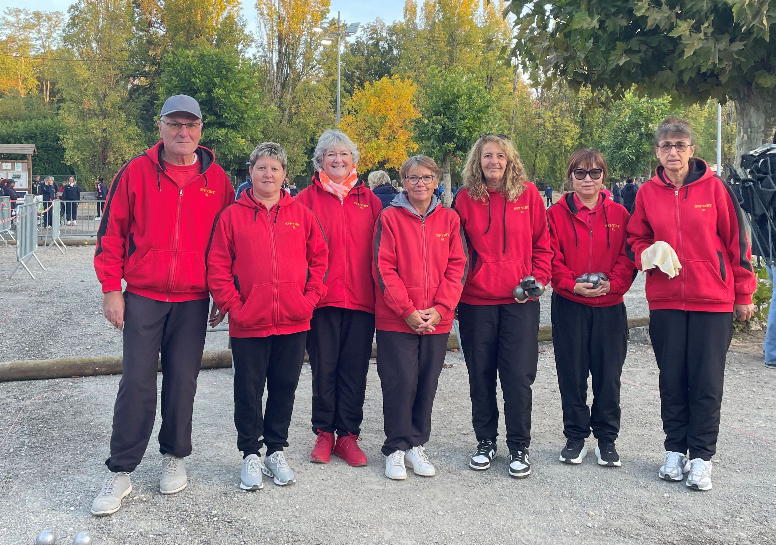 L'équipe SVCP : Jean-Luc (coach), Nathalie, Florence, Isabelle, Murielle, Ji et Annie