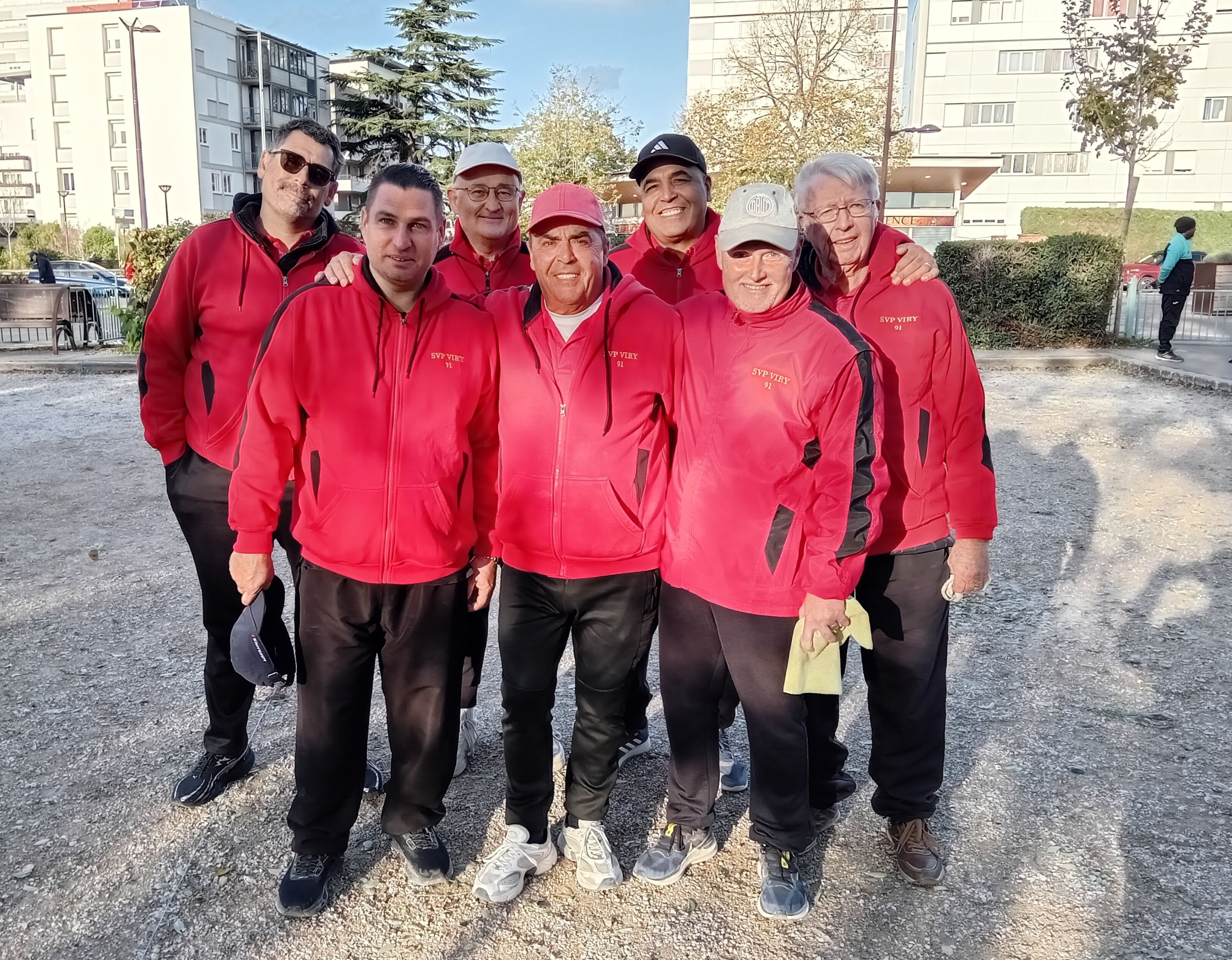 Jérôme, Alan, Patrick (joueur et coach), Mustapha, Marc et Guy