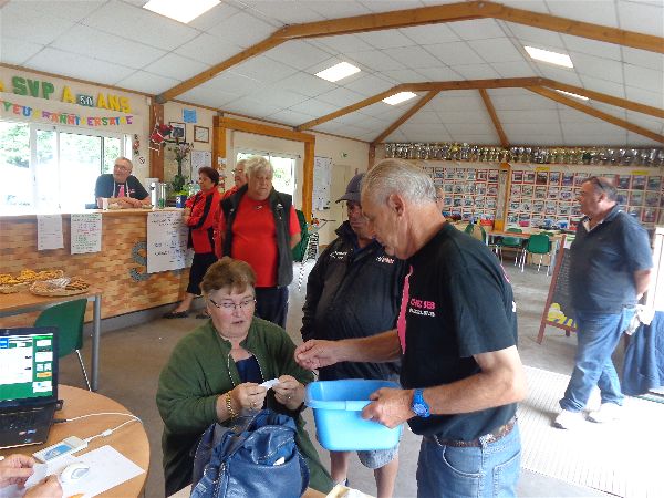 Christine Lepeigneux Christine Lepeigneux