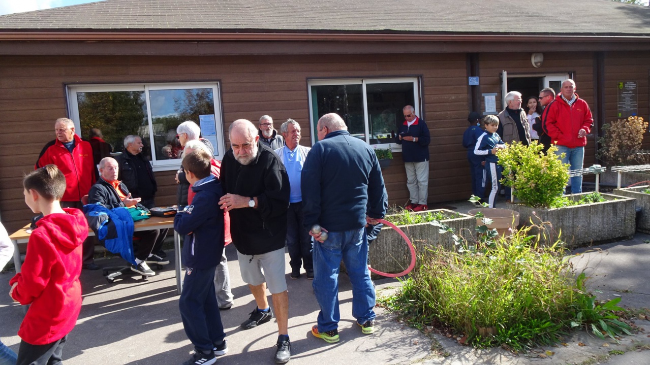 Tournoi Intergénérationnel de Pétanque 2021 Tournoi Intergénérationnel de Pétanque 2021