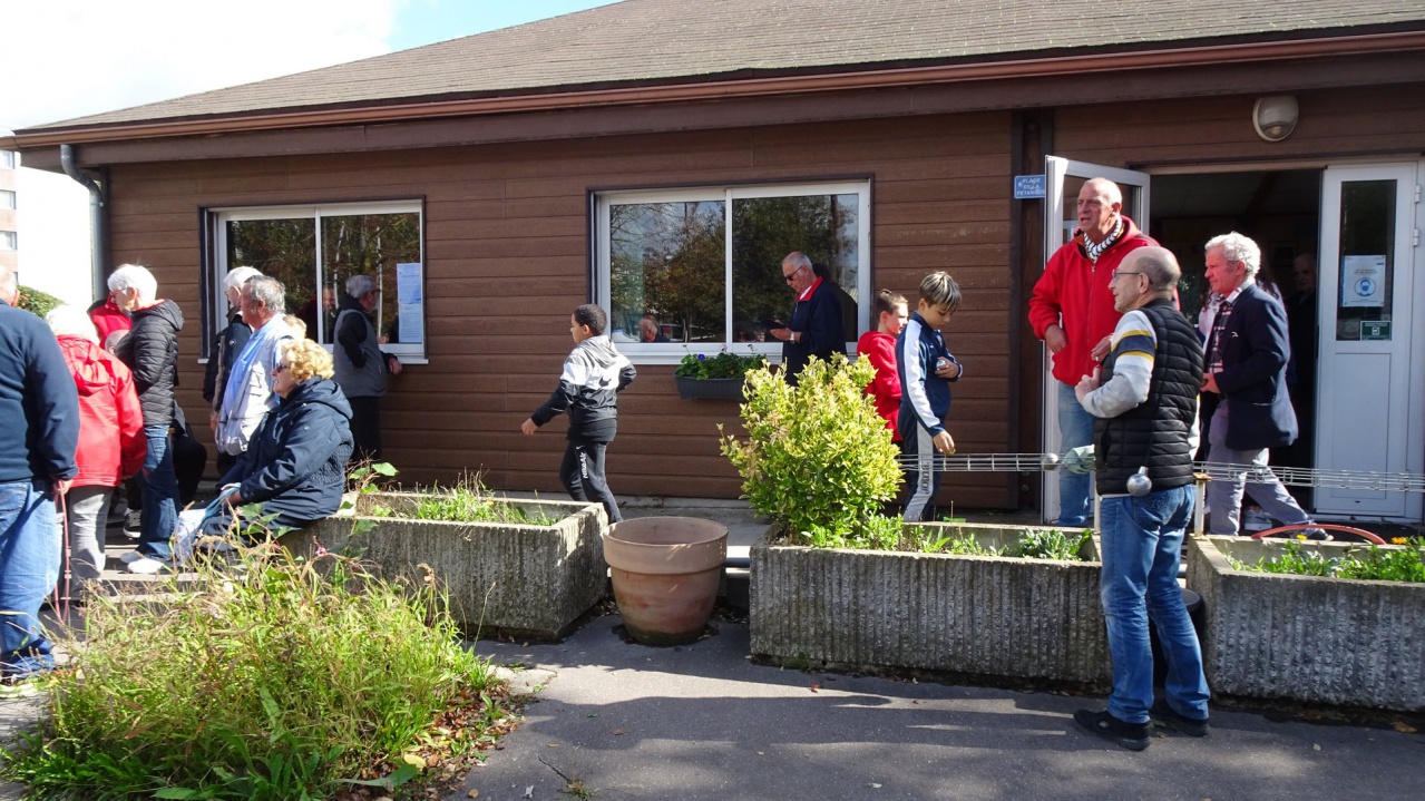 Tournoi Intergénérationnel de Pétanque 2021 Tournoi Intergénérationnel de Pétanque 2021