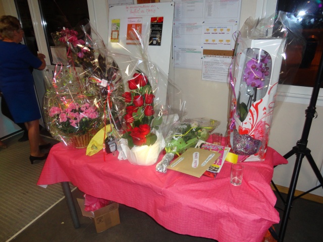 "Mamie" fête ses 80 printemps au club "Mamie" fête ses 80 printemps au club