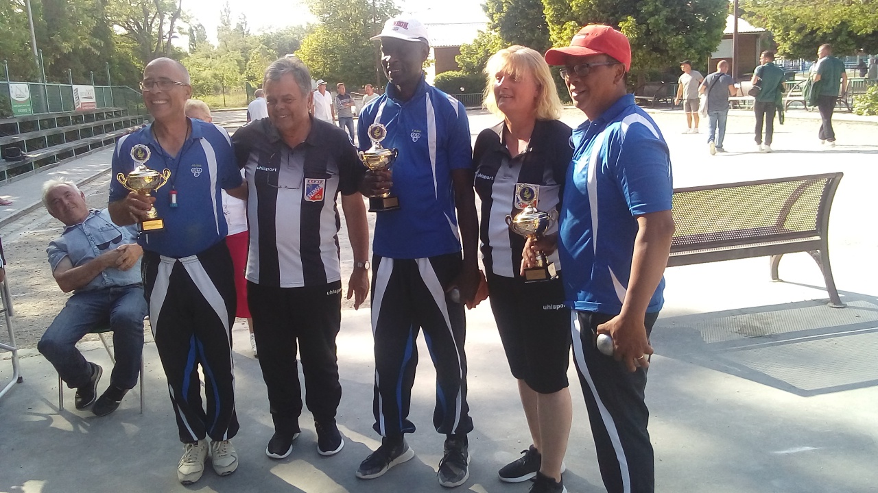 Chat Essonne Triplette Promo 2022 Chat Essonne Triplette Promo 2022