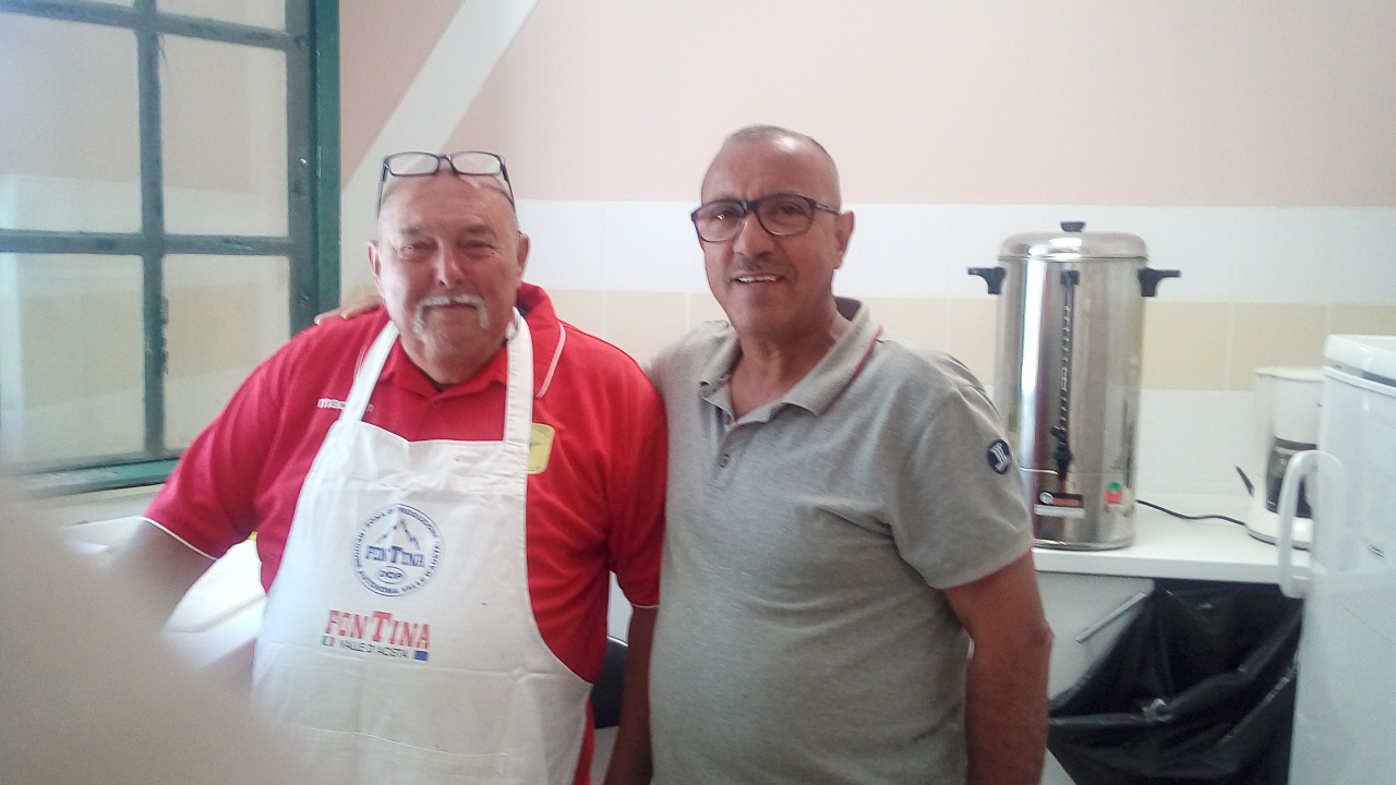 Chat Essonne Triplette Promo 2022 Chat Essonne Triplette Promo 2022