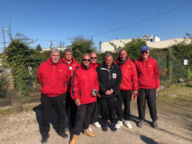 Chat Triplette Vétéran 2023 Chat Triplette Vétéran 2023