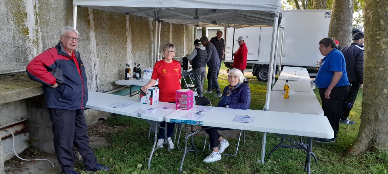 Chat Essonne Triplette Promotion 2023 Chat Essonne Triplette Promotion 2023