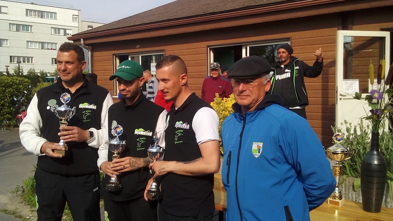 Chat Essonne Triplette Promotion 2023 Chat Essonne Triplette Promotion 2023