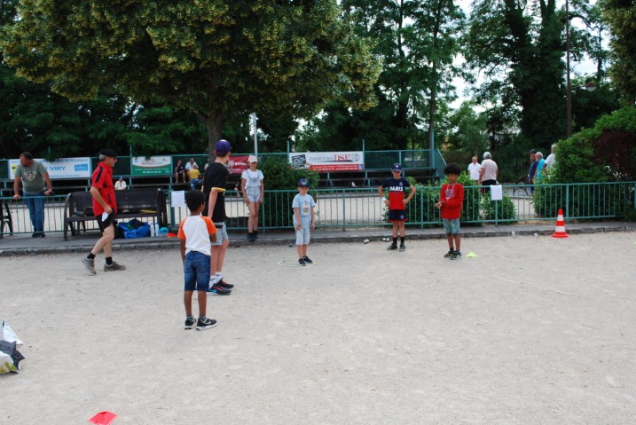 École de Pétanque 21.06.2023 École de Pétanque 21.06.2023