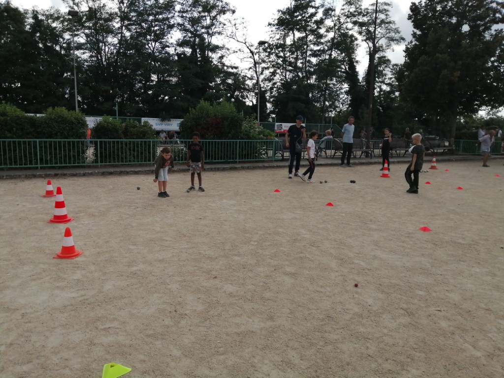 École de Pétanque 13.09.2023 École de Pétanque 13.09.2023