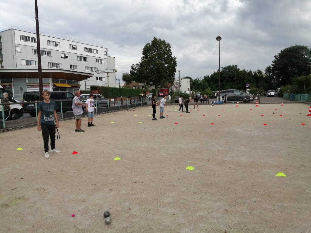 École de Pétanque 13.09.2023 École de Pétanque 13.09.2023