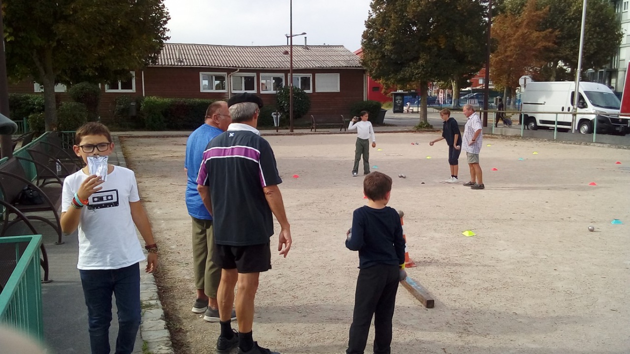 École de Pétanque 27.09.2023 École de Pétanque 27.09.2023