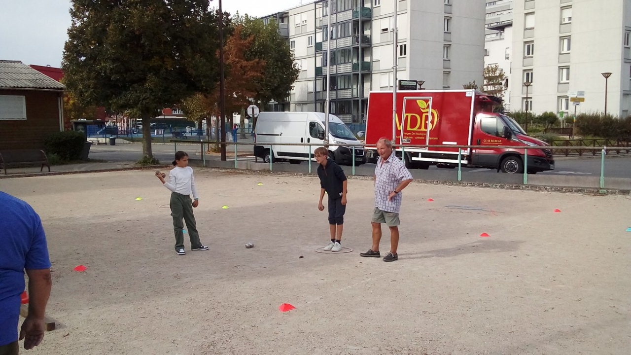 École de Pétanque 27.09.2023 École de Pétanque 27.09.2023