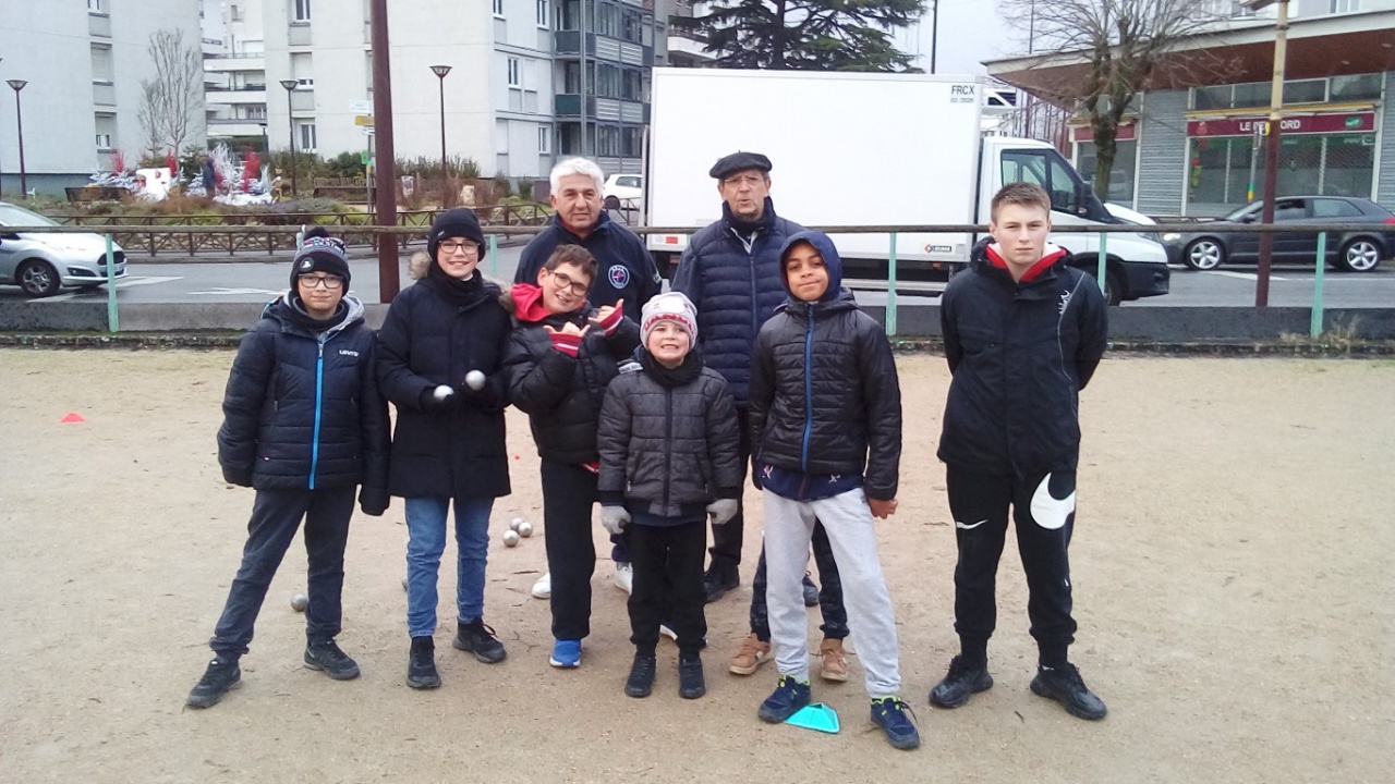 École de Pétanque 13.12.2023 École de Pétanque 13.12.2023