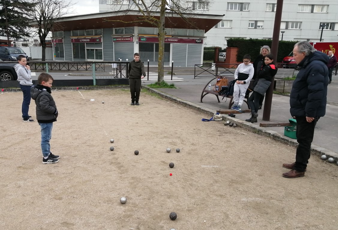 École de pétanque 6.03.2024 École de pétanque 6.03.2024
