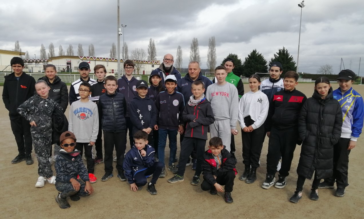 Journée des jeunes pétanqueurs Journée des jeunes pétanqueurs