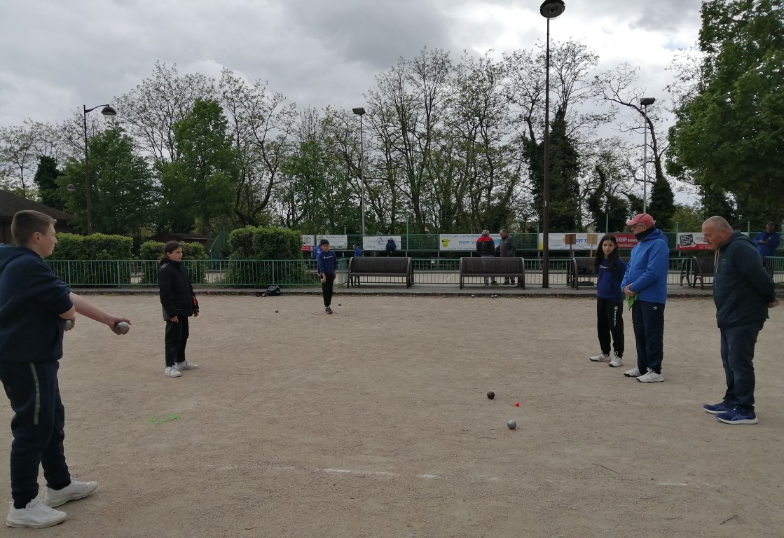École de pétanque 24.04.2024 École de pétanque 24.04.2024