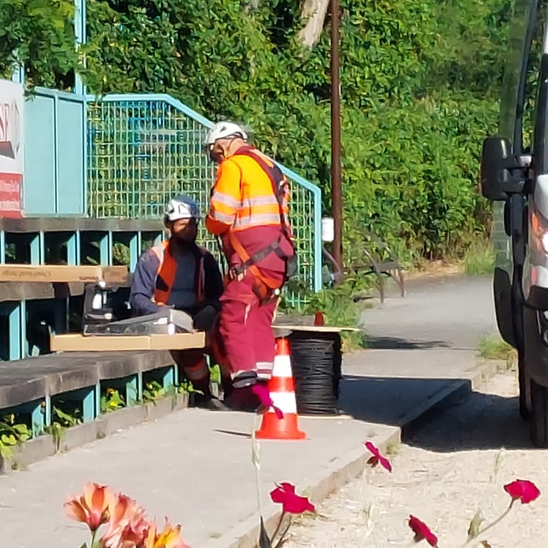 04-L'acrobate est harnaché 04-L'acrobate est harnaché