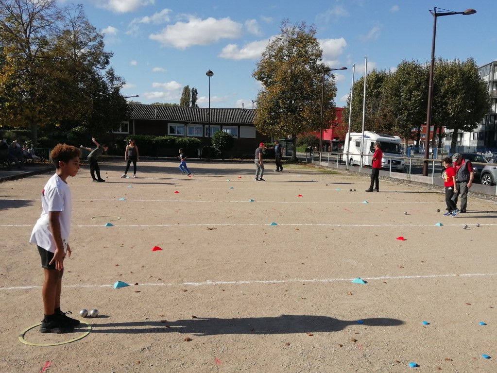 École de Pétanque 16.10.2024 École de Pétanque 16.10.2024