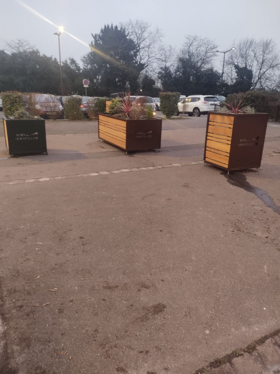 Embellissement emplacement camion pizza Embellissement emplacement camion pizza