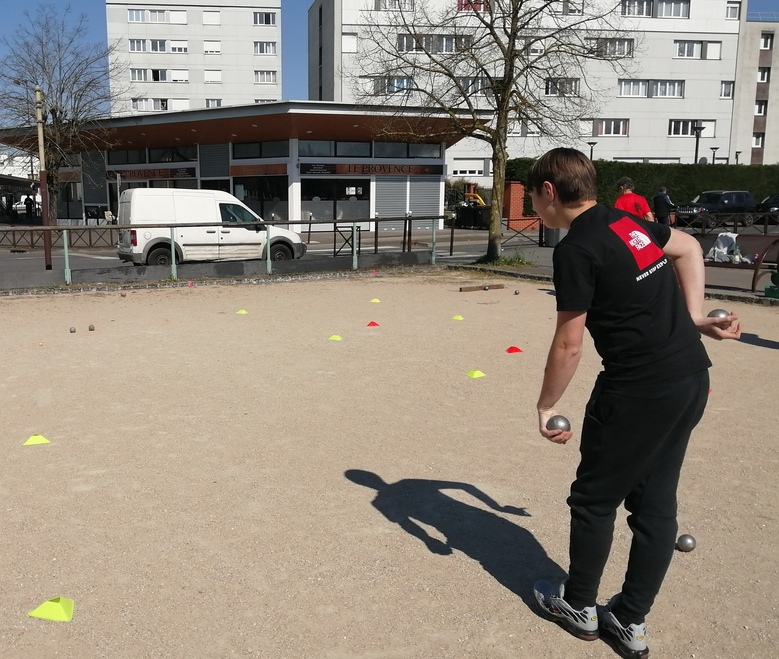 École de pétanque - 2.04.2025 École de pétanque - 2.04.2025