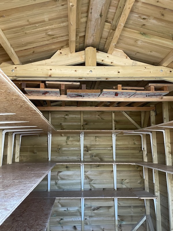 Aménagement du chalet / Nettoyage des tribunes Aménagement du chalet / Nettoyage des tribunes