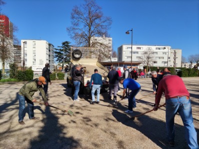 Du gravier sur les terrains Du gravier sur les terrains