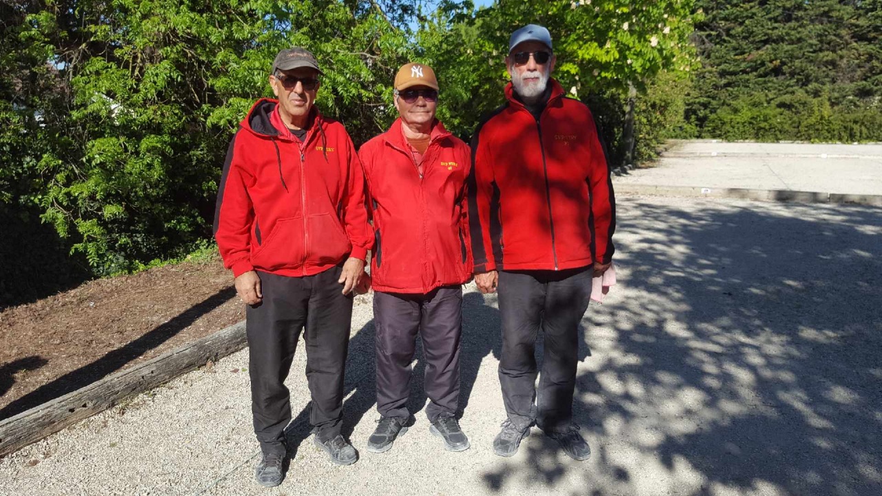 Chat Triplette Vétéran 2026 Chat Triplette Vétéran 2026