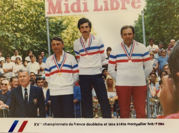 Les champions de France 1984 à MONTPELLIER, pour la doublette VOISIN et FAZZINO pour l'individuel COMBARNOUS