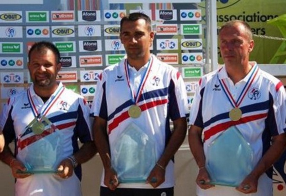 Les champions de France triplettes au Jeu Provençal  2011 &gt; Henri LACROIX, Anthony KERFAH et Thierry TERRENO