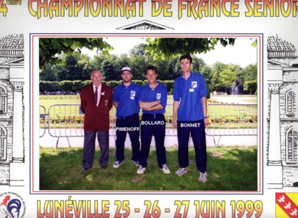 4ème France triplettes à LUNEVILLE en 1999 perdu en 1/64ème contre DATH - AUREJAC - TRIBOUT du 02 4ème France triplettes à LUNEVILLE en 1999 perdu en 1/64ème contre DATH - AUREJAC - TRIBOUT du 02