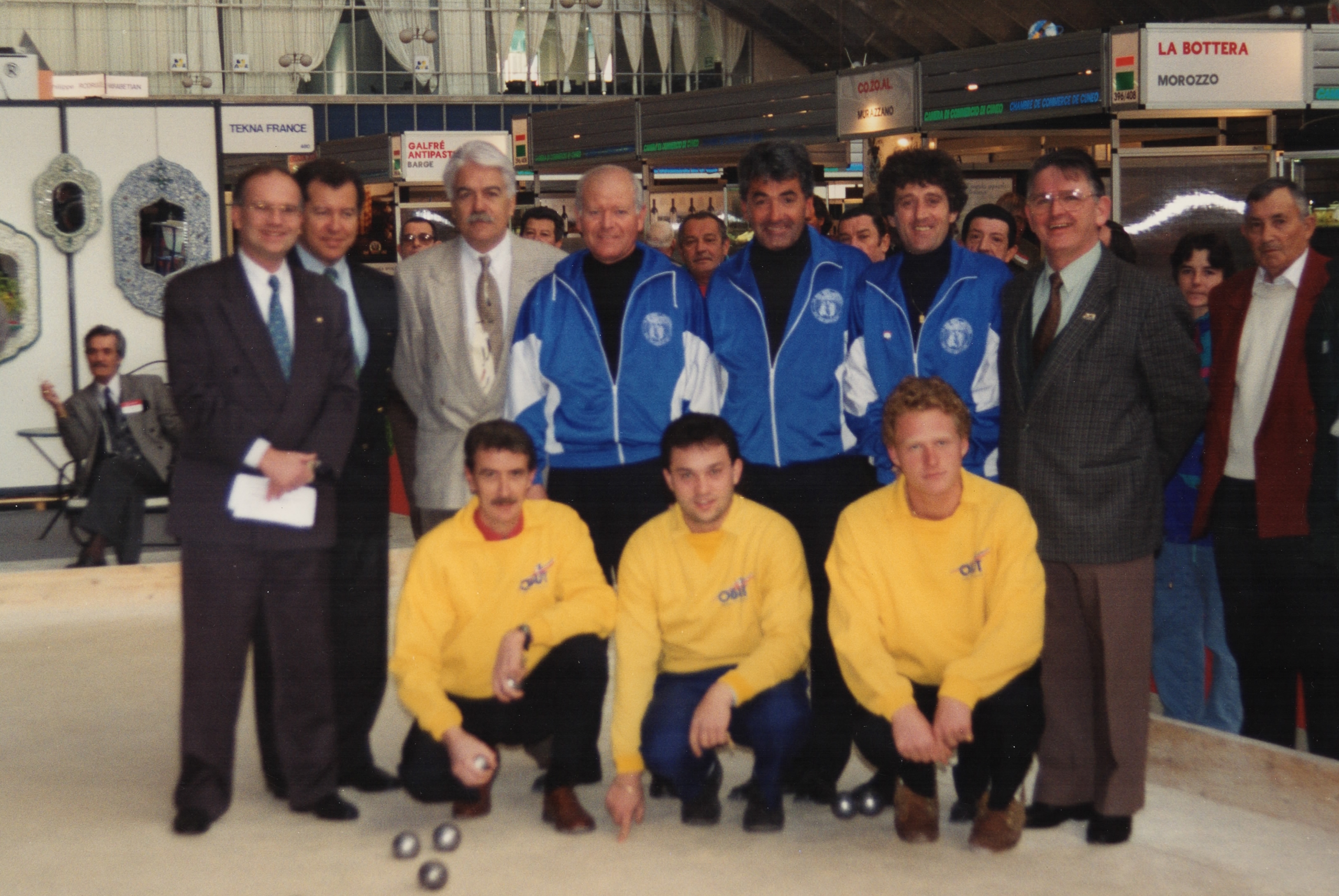 Exhibition à NICE au parc des expo entre l' équipe de la Mini-boule LAURENTINE de Gilles ALLOUARD - Guy JOURDAN - Armand FABRIZZI et celle du CANNES-AERO-SPORTS composée de Alain MONTORO - Frédéric FONI - Armand DUMANOIS