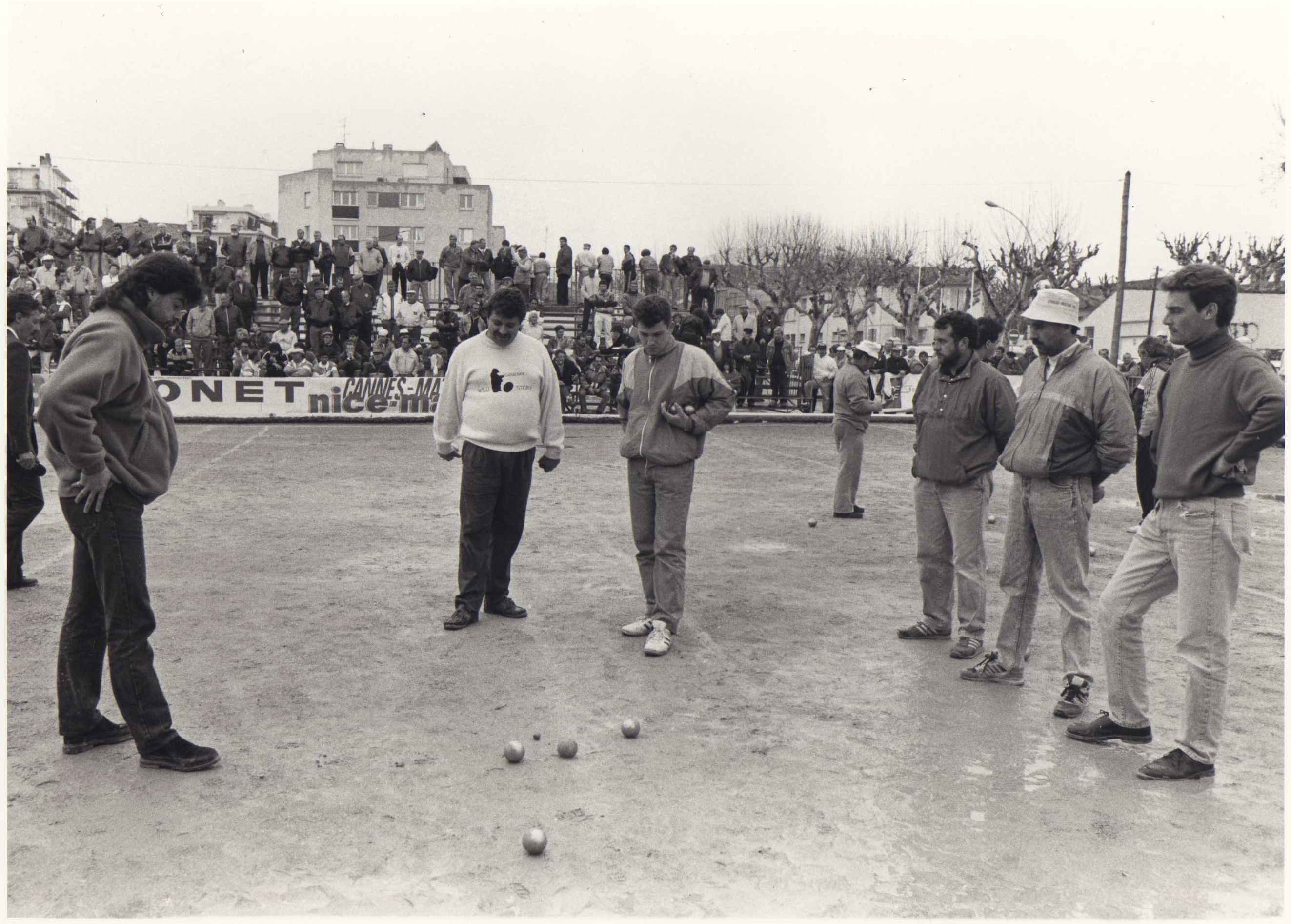La partie des 1/4 de finale du National de CANNES 1991 entre ROBERT-QUINTAIS-MORILLON contre RAYNE-BELOEIL-FERRETTI du C.A.S. La partie des 1/4 de finale du National de CANNES 1991 entre ROBERT-QUINTAIS-MORILLON contre RAYNE-BELOEIL-FERRETTI du C.A.S.