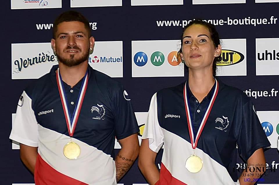 Les champions de France mixte 2022 > Marine TUR et Mickaël BONETTO (Photo Guy BETTANCOURT)