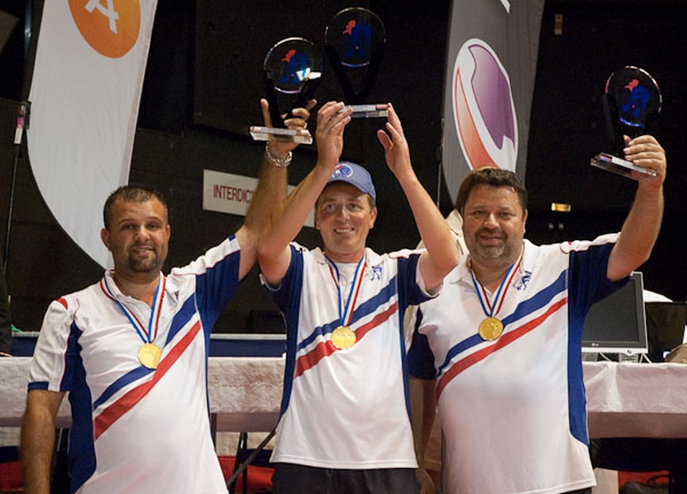 Les champions de France triplettes 2009 &gt; Philippe SUCHAUD - Henri LACROIX et Philippe SUCHAUD