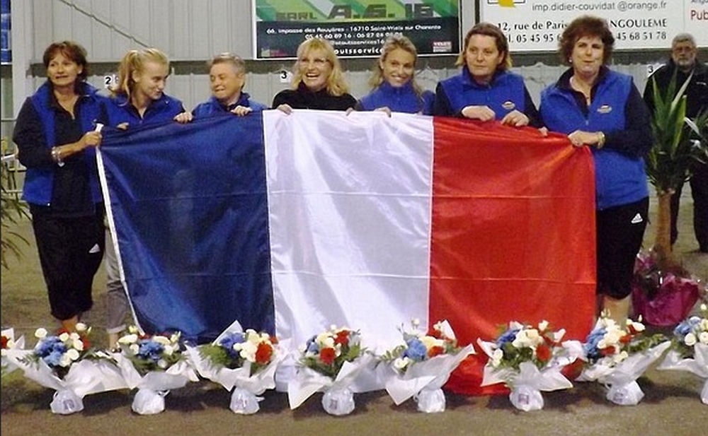 L'équipe de Cannes Aéro-Sports championne de France des clubs féminin 2015