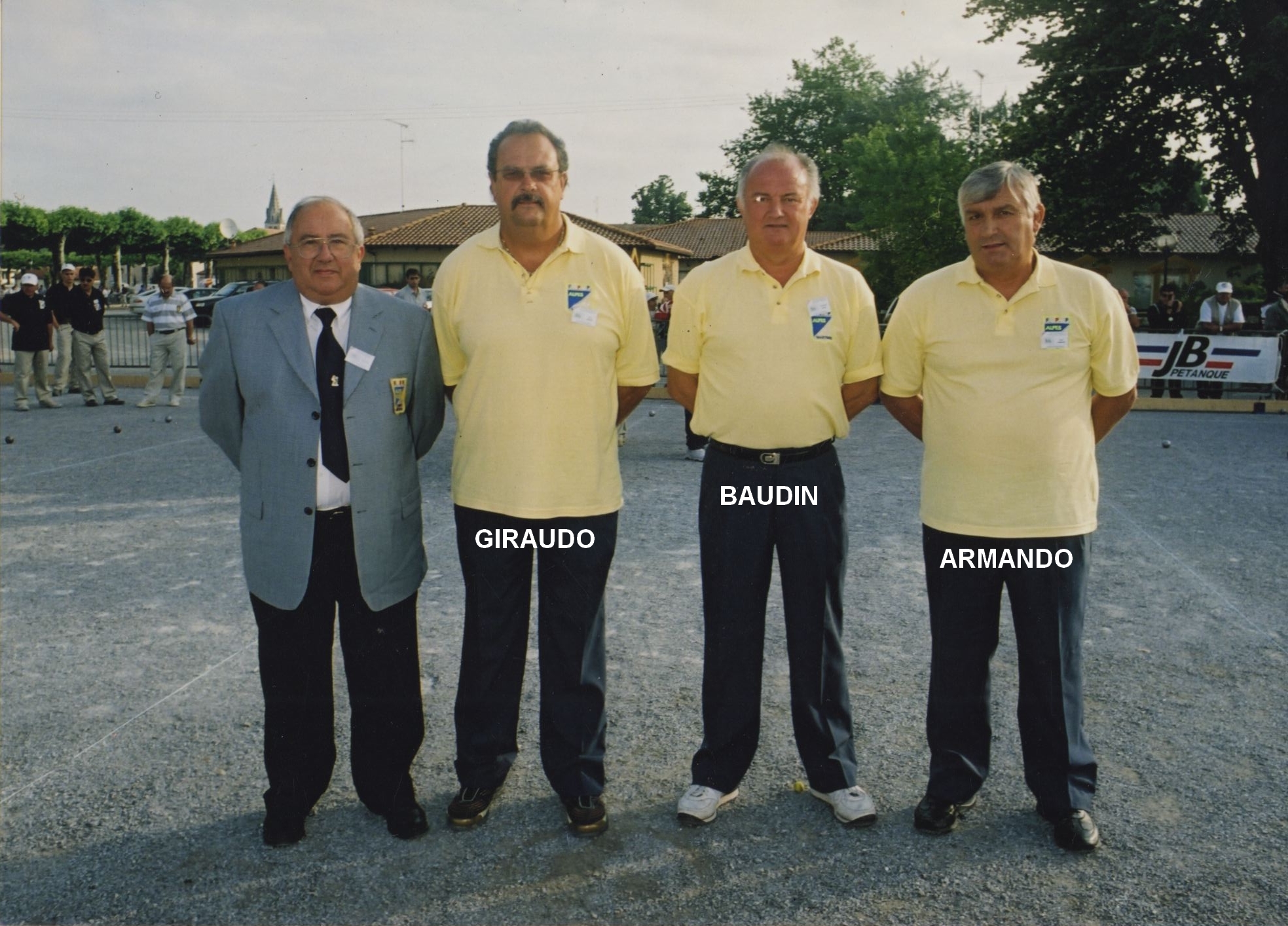 2002 qualifié au championnat de France triplettes