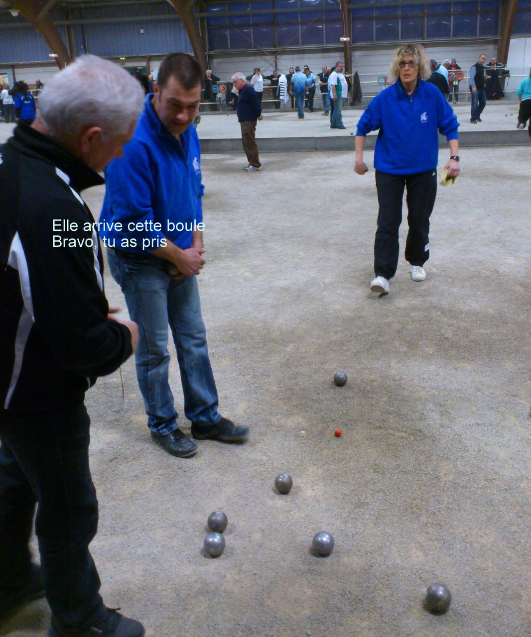 elle arrive cette boule elle arrive cette boule